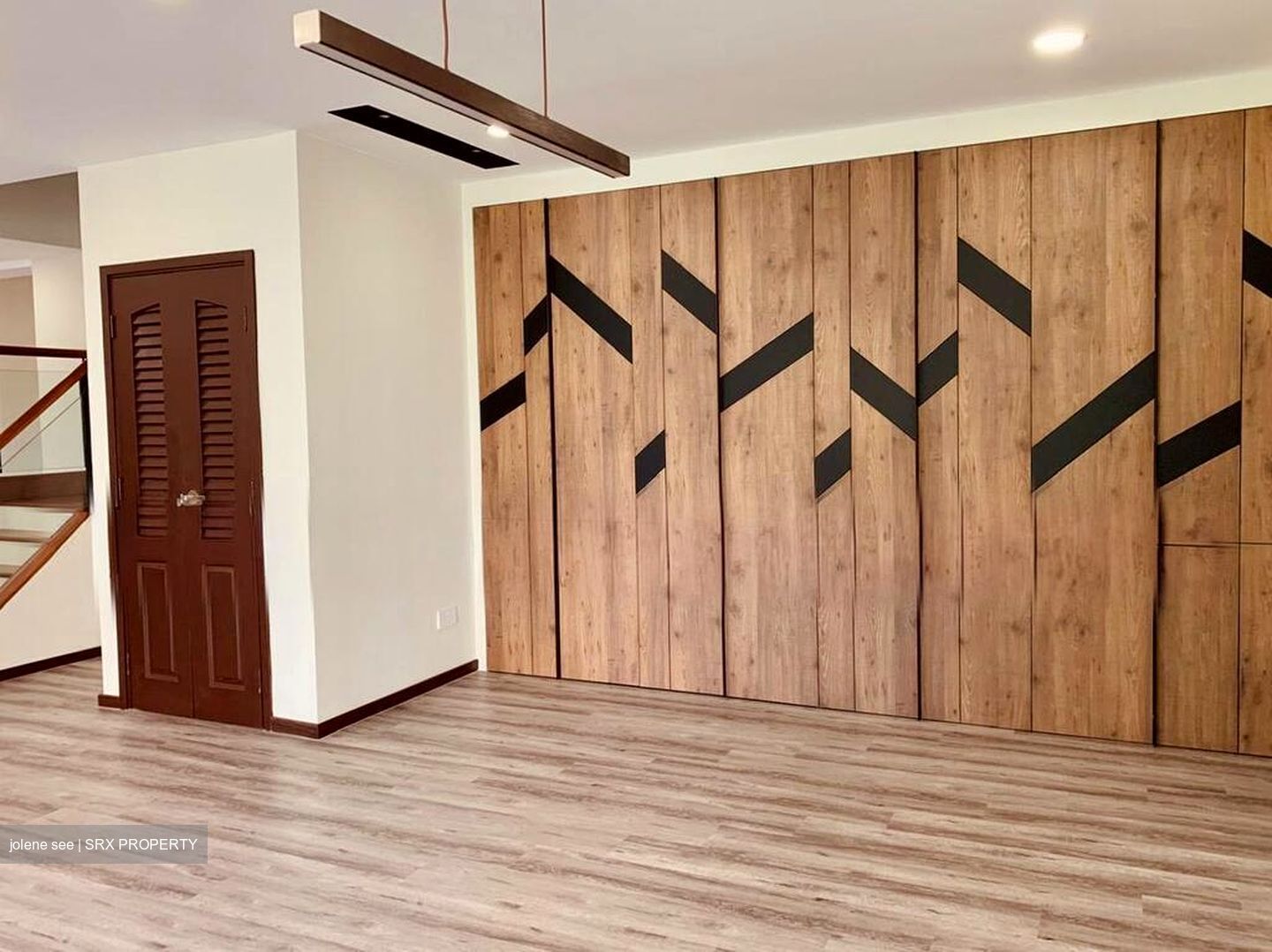 Normanton Park (D5), Terrace #497347991